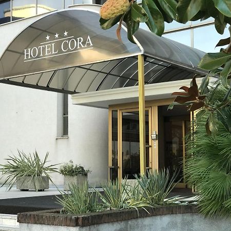 Hotel Cora Carate Brianza Εξωτερικό φωτογραφία
