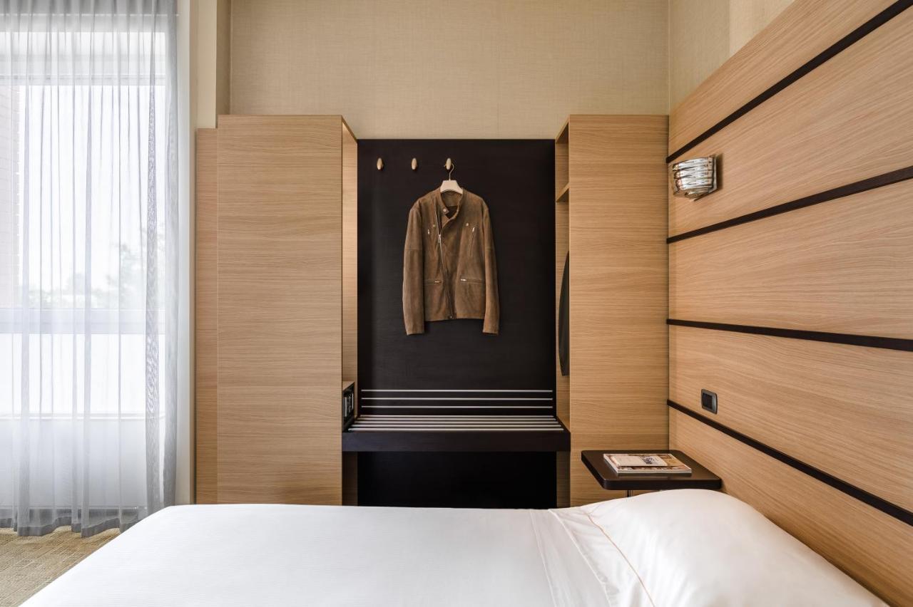Hotel Cora Carate Brianza Εξωτερικό φωτογραφία