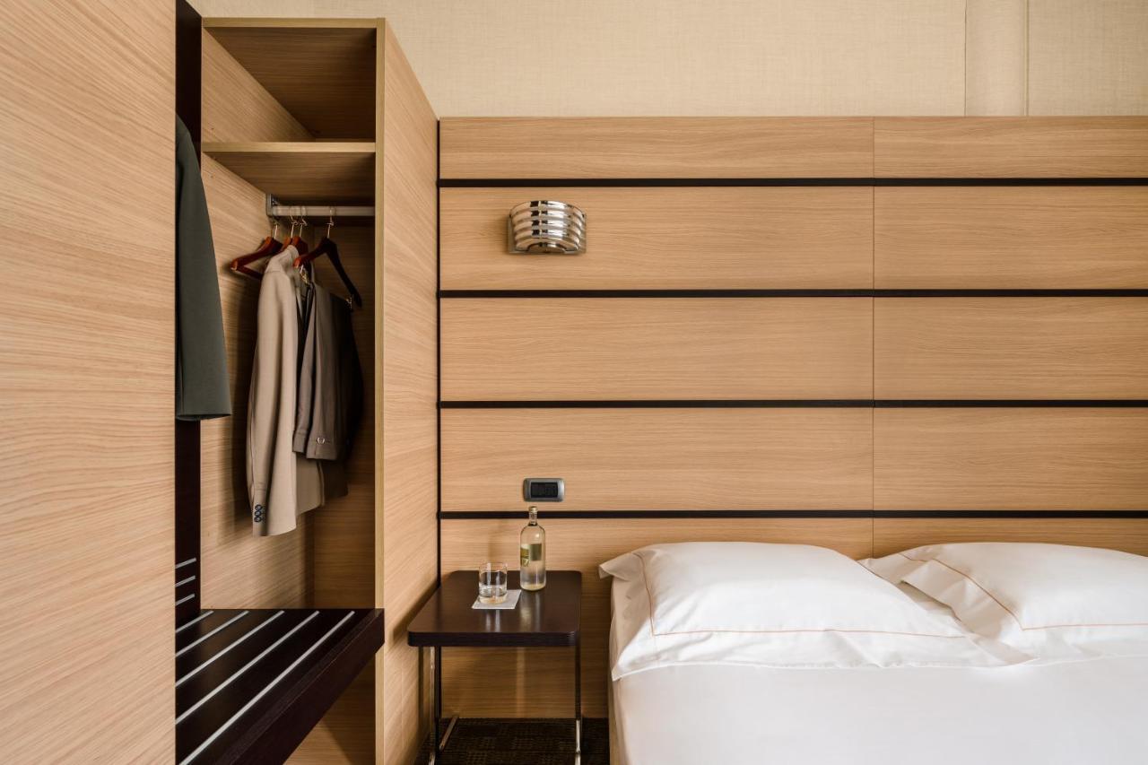 Hotel Cora Carate Brianza Εξωτερικό φωτογραφία