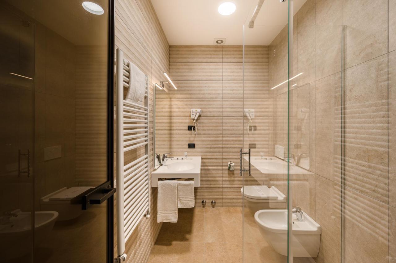 Hotel Cora Carate Brianza Εξωτερικό φωτογραφία