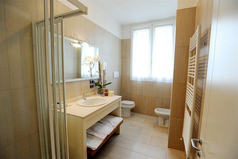 Hotel Cora Carate Brianza Εξωτερικό φωτογραφία